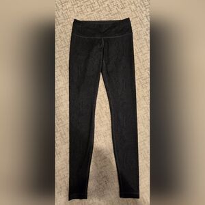 Lululemon Snakeskin Print Leggings SZ 6